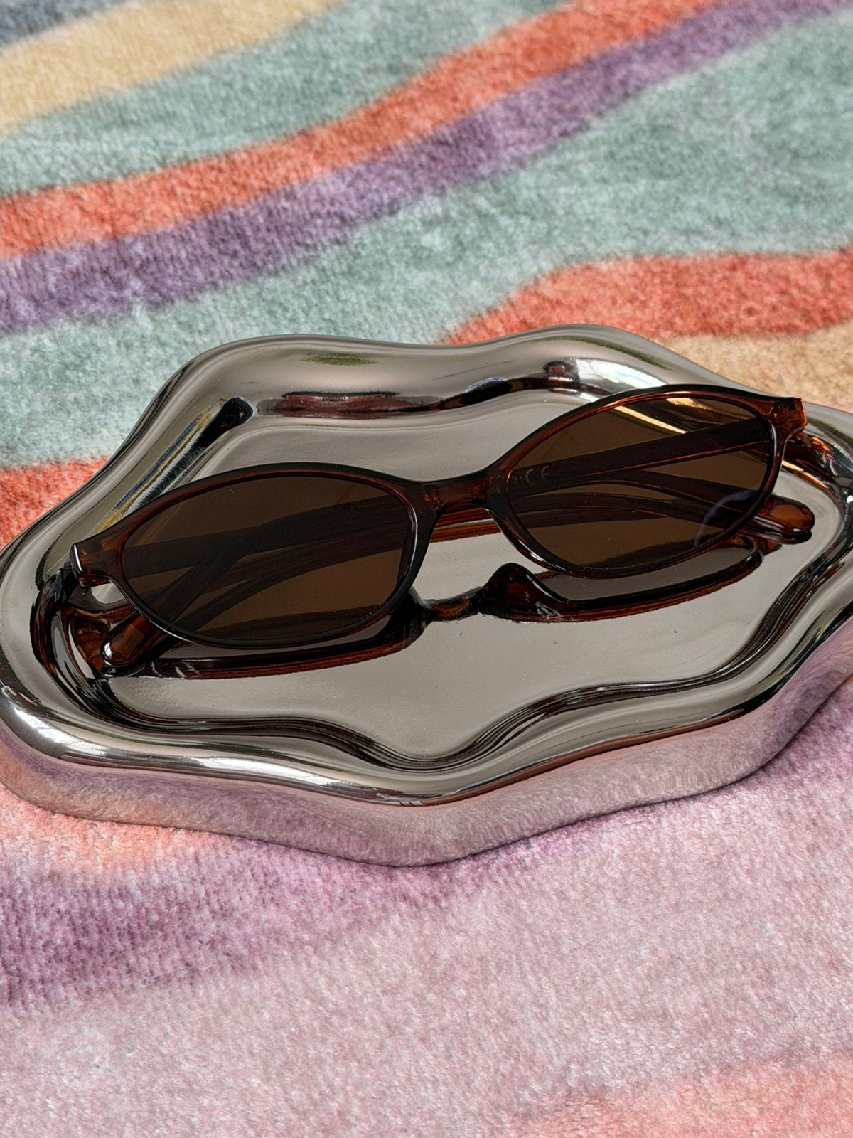 Unisex Slim Oval Sunglasses – Tortoise Brown, Overige merken, Zonnebril, Bruin, Nieuw