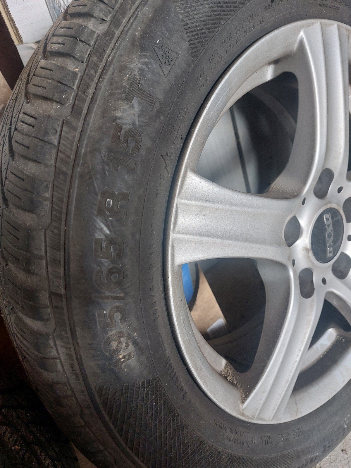 Winterbanden set voor VW Golf 7, Ophalen, Gebruikt, 15 inch, Banden en Velgen