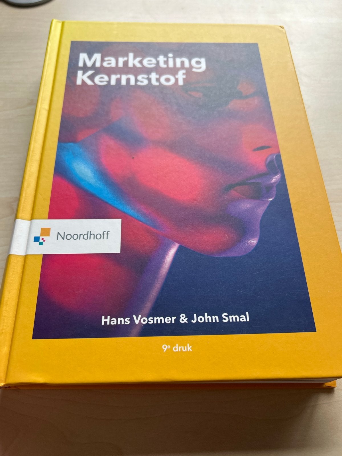 Marketing Kernstof - 9e druk - Hans Vosmer & John Smal, Ophalen of Verzenden, Gamma, Zo goed als nieuw, HBO
