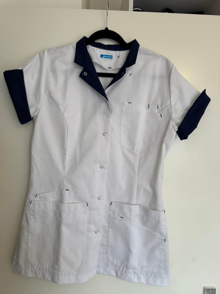 Nieuw zorgjas De Berkel S wit/blauw, Kleding | Dames, Ophalen of Verzenden, Nieuw