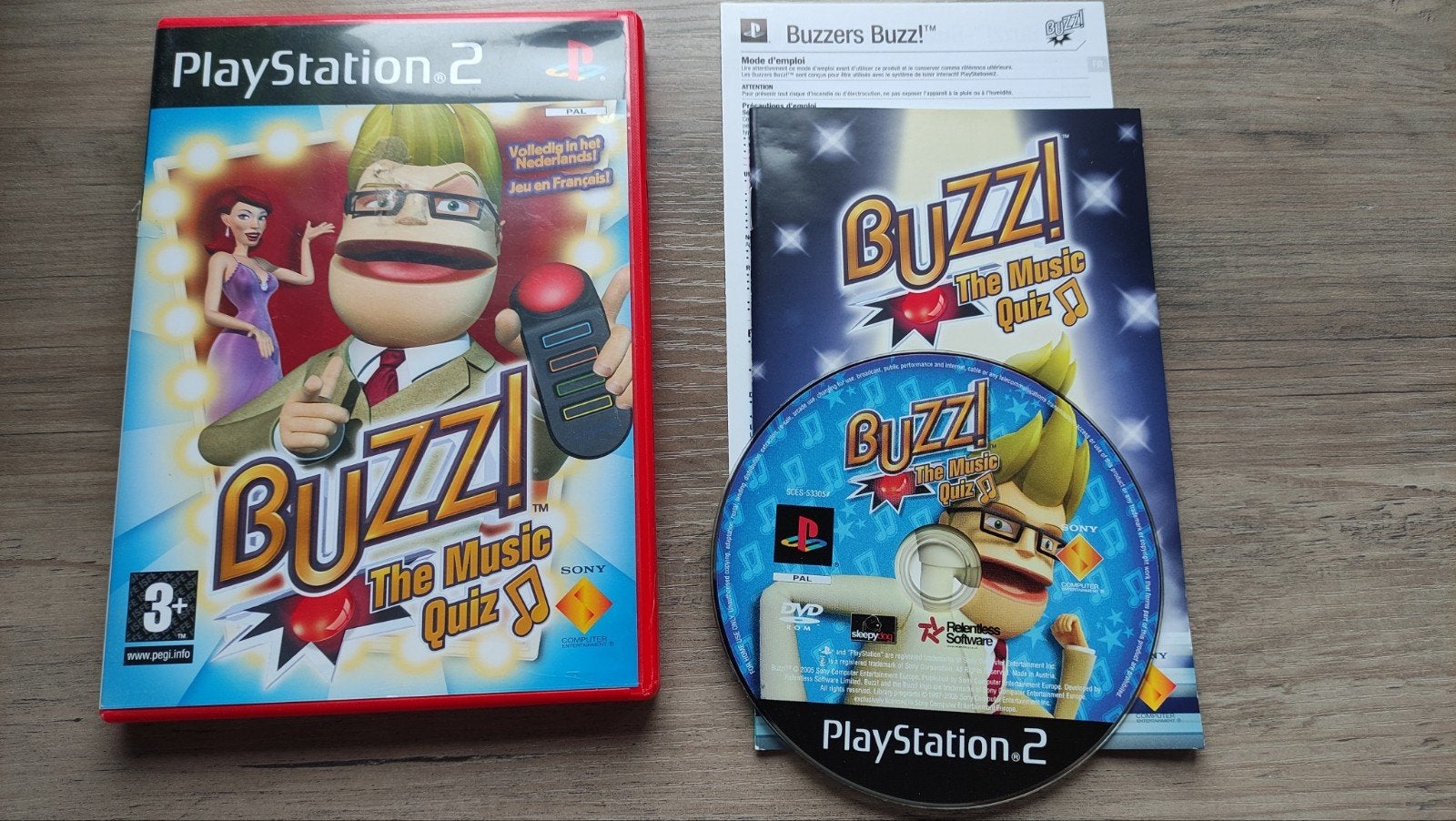Buzz! The music quiz Playstation 2 game, Spelcomputers en Games, 3 spelers of meer, Ophalen of Verzenden, Zo goed als nieuw, Vanaf 3 jaar