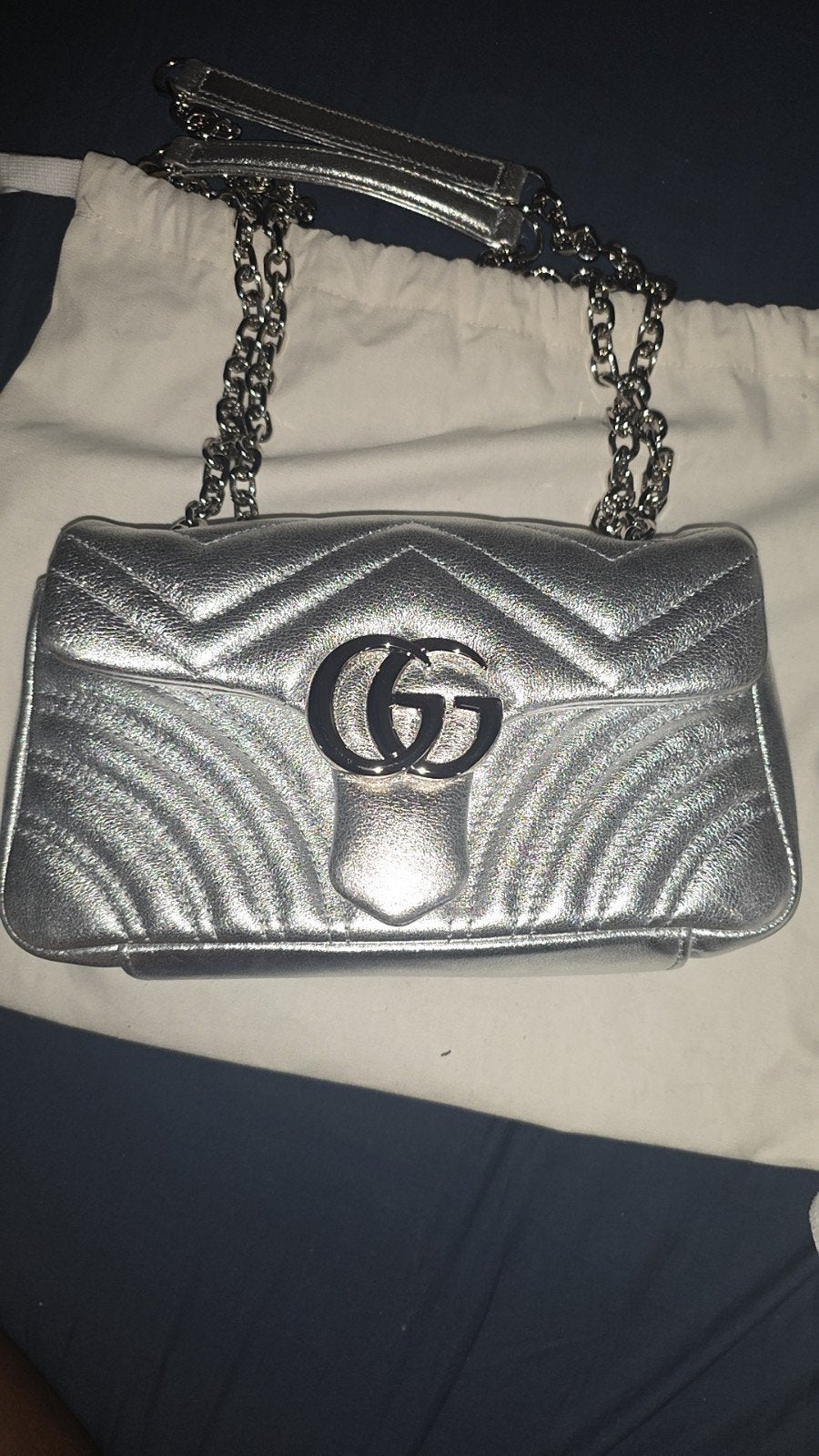 GG marmont small, Sieraden, Tassen en Uiterlijk, Tassen | Schoudertassen, Ophalen, Zilver