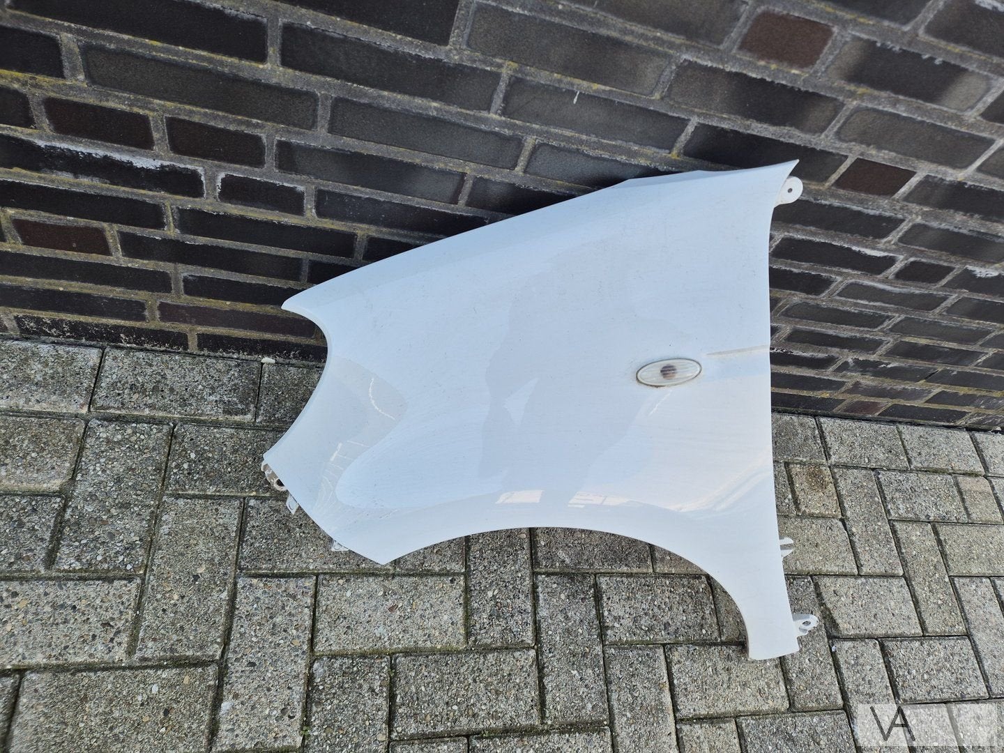 Smart Forfour 2013 - 2022 voorscherm spatbord LINKS wit €100, Gebruikt, -, -, Ophalen of Verzenden