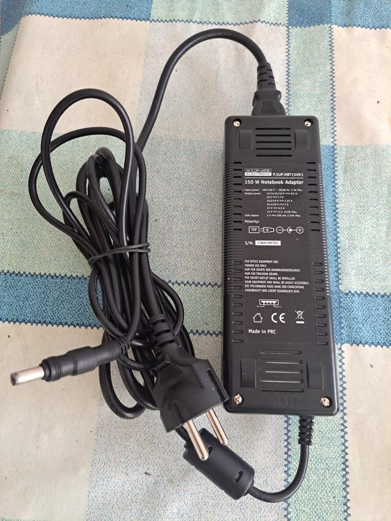 150 W 12/14/15/16/18/18,5/19/19,5/202/24 notebook adapter, Ophalen of Verzenden, Zo goed als nieuw