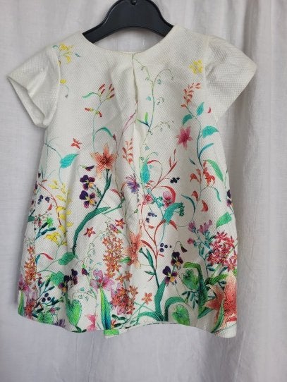 Super vrolijke jurk met bloemetjes mt 68 merk Zara Baby Girl, Kinderen en Baby's, Babykleding | Maat 68, Meisje, ., Jurkje of Rokje
