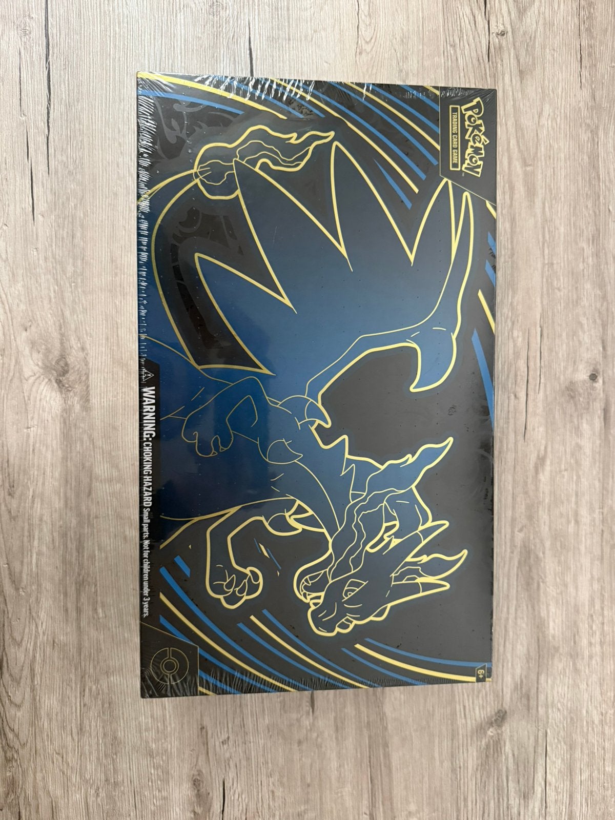 Mega Charizard X ex Ultra Premium Collection, Ophalen of Verzenden, Zo goed als nieuw, Losse kaart, Foil