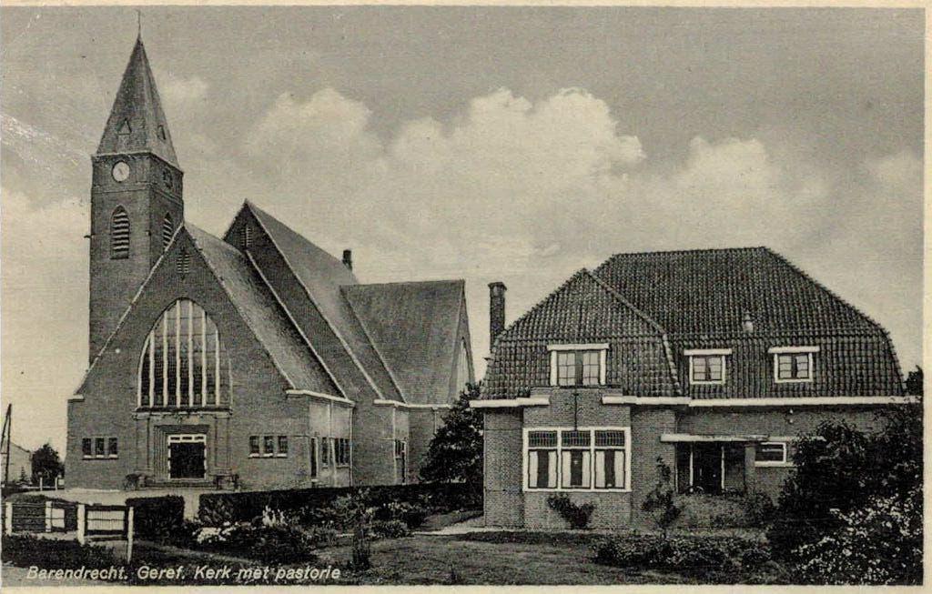 1938 BARENDRECHT Geref. Kerk met pastorie, Ophalen of Verzenden, 1920 tot 1940, Gelopen, Zuid-Holland