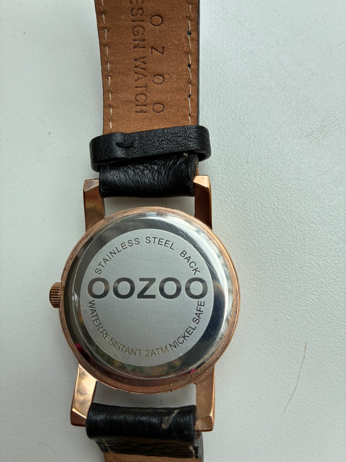 OOZOO dames horloge met zwarte leren band., Overige merken, Overige materialen, Leer, Polshorloge