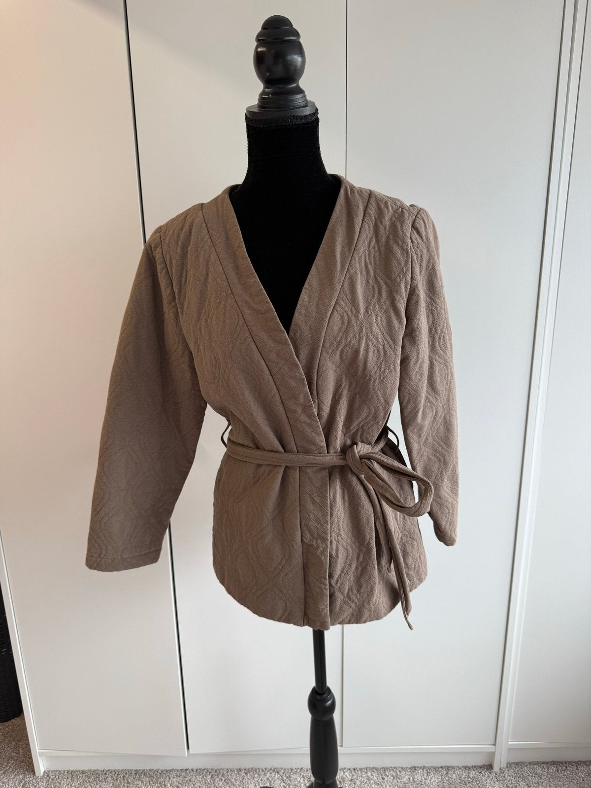 Zusss gewatteerd jasje/kimono maat M, Ophalen of Verzenden, Zo goed als nieuw, Maat 38/40 (M), Bruin