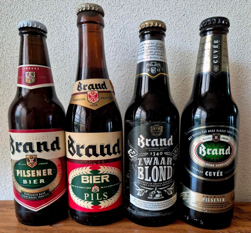 4x Fles Brand PILS+BLOND bier br. Wijlre Limburg. Verzamelaa, Verzamelen, Biermerken, Ophalen of Verzenden, Zo goed als nieuw
