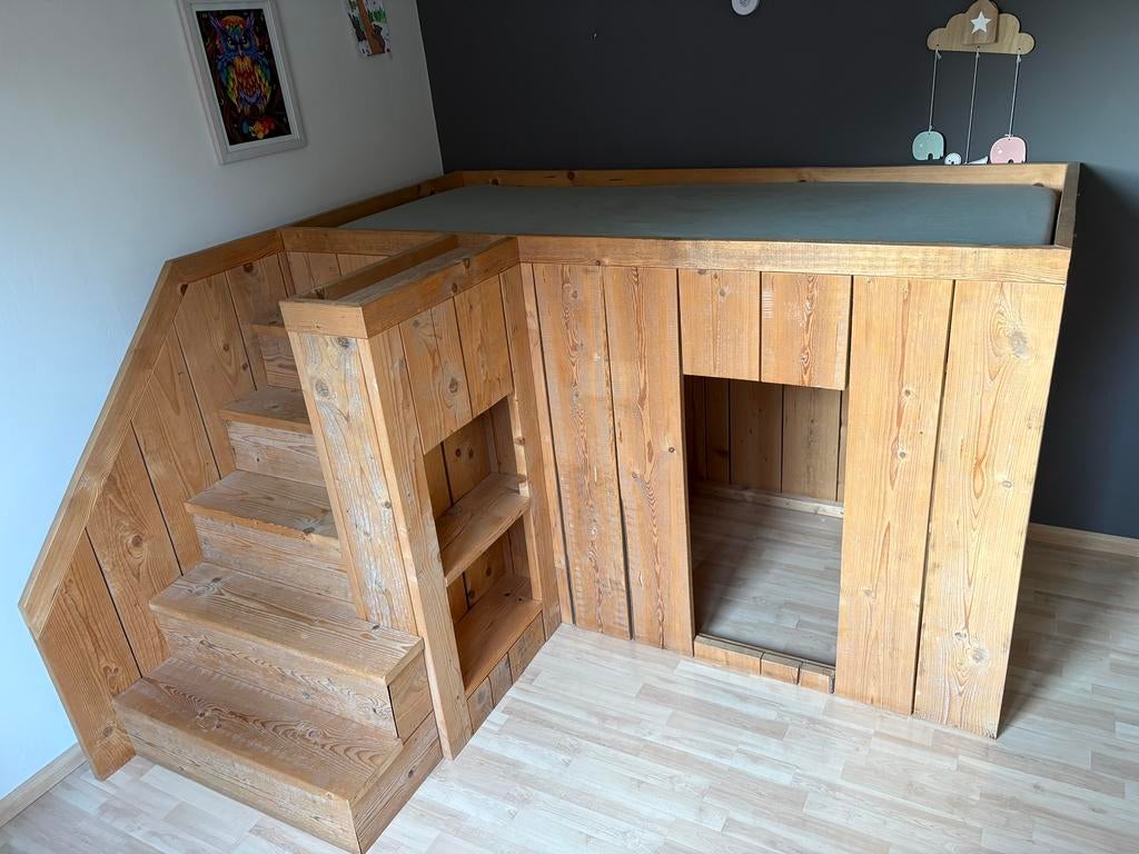Steigerhout hoogslaper, Ophalen, Eenpersoons, Minder dan 160 cm, Zo goed als nieuw