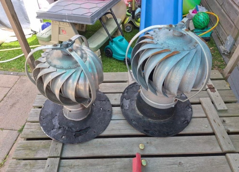 Ventielatiebollen, zelfzuigend door de wind., Ophalen of Verzenden, Gebruikt, Ventilator en Afzuiger