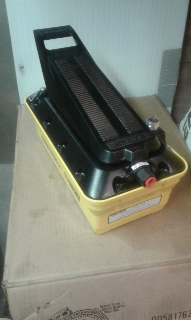 HYDRAULISCHE  GEREEDSCHAPPEN, Ophalen, Nieuw