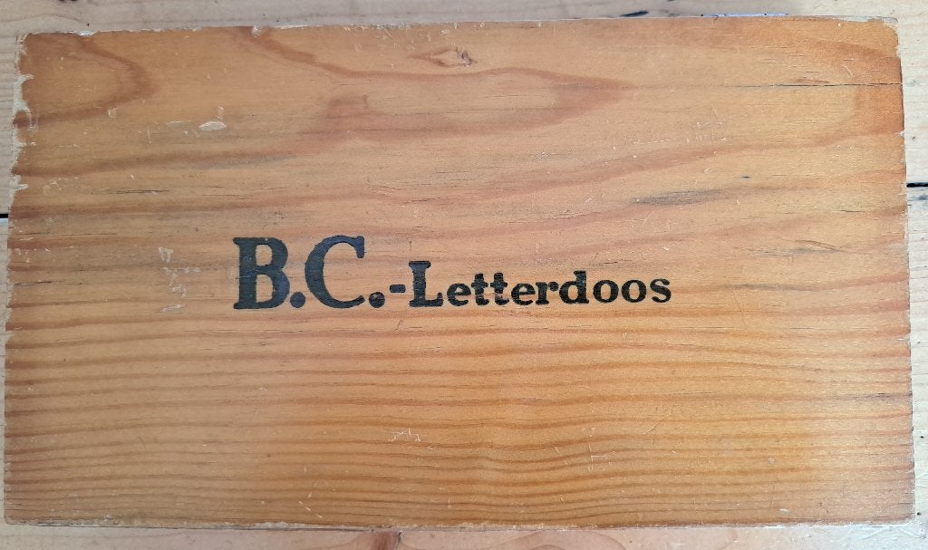 BC LETTERDOOS - Vintage - 26 x 14 cm, Ophalen of Verzenden