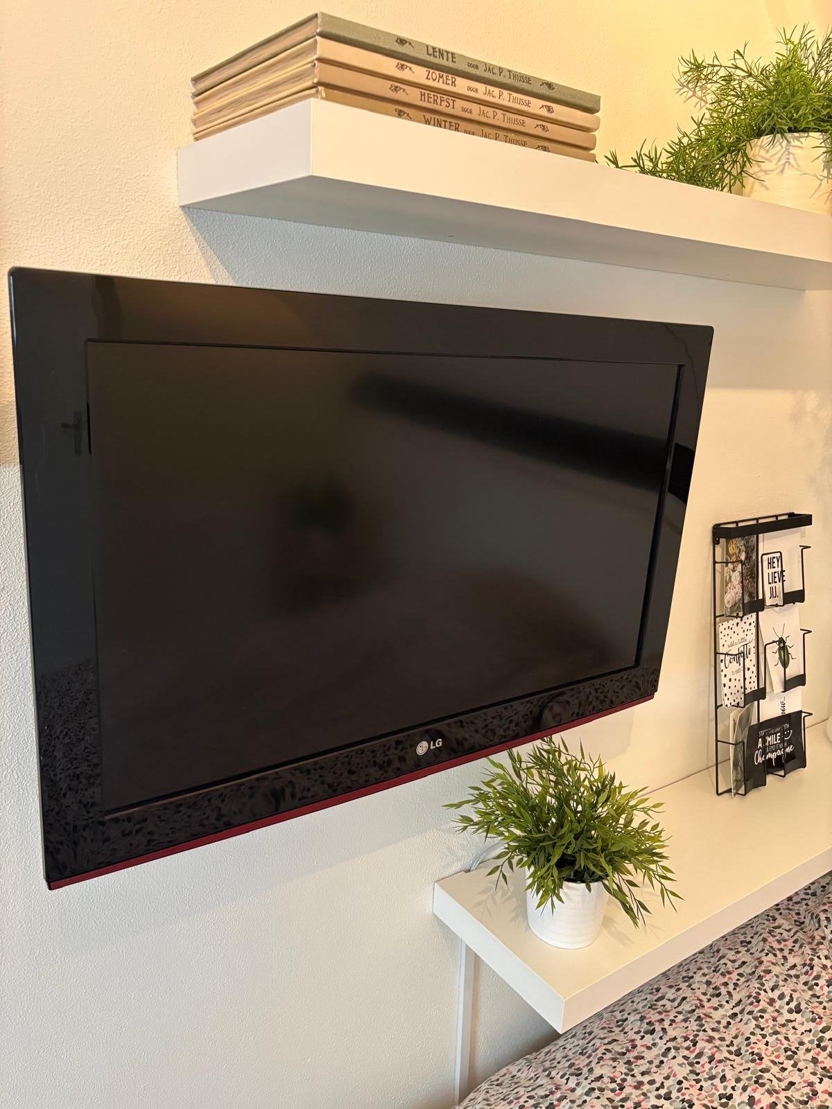 LG flatscreen TV 80 cm (32 inch) afstandsbediening en beugel, Gebruikt, LG, HD Ready (720p), LCD