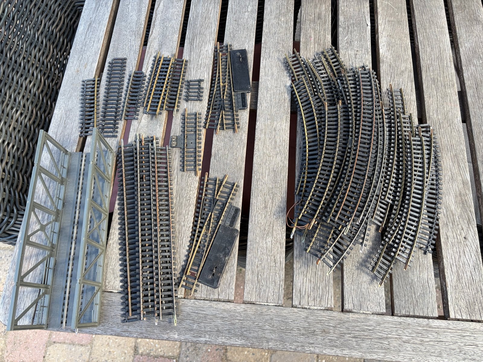 Partijtje Jouef H0 rails met brug en wissels, Hobby en Vrije tijd, Modeltreinen | H0, Gebruikt, Rails, Gelijkstroom, Jouef, Analoog
