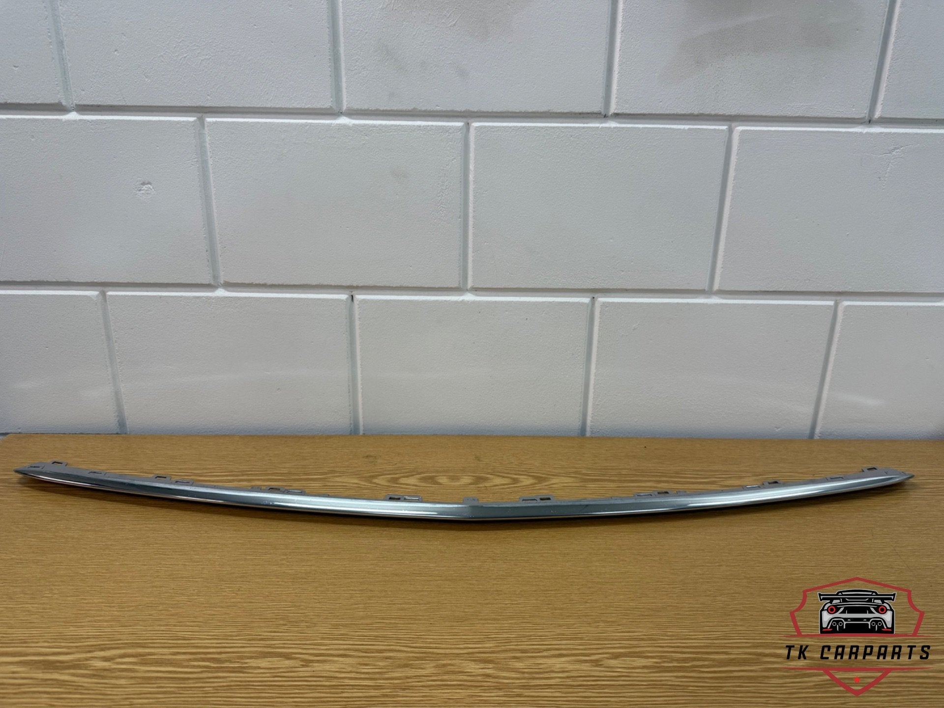 Mercedes chrome sierlijst voorbumper a177885430264, Gebruikt, Mercedes-Benz AG, Voor, Mercedes-Benz