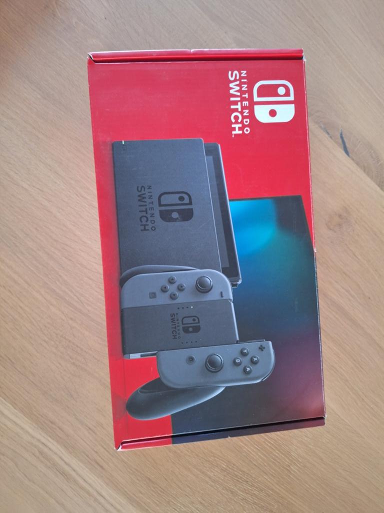 Nintendo switch black editie met 2 spelen, Ophalen of Verzenden, Zo goed als nieuw, Met 1 controller, Switch Original