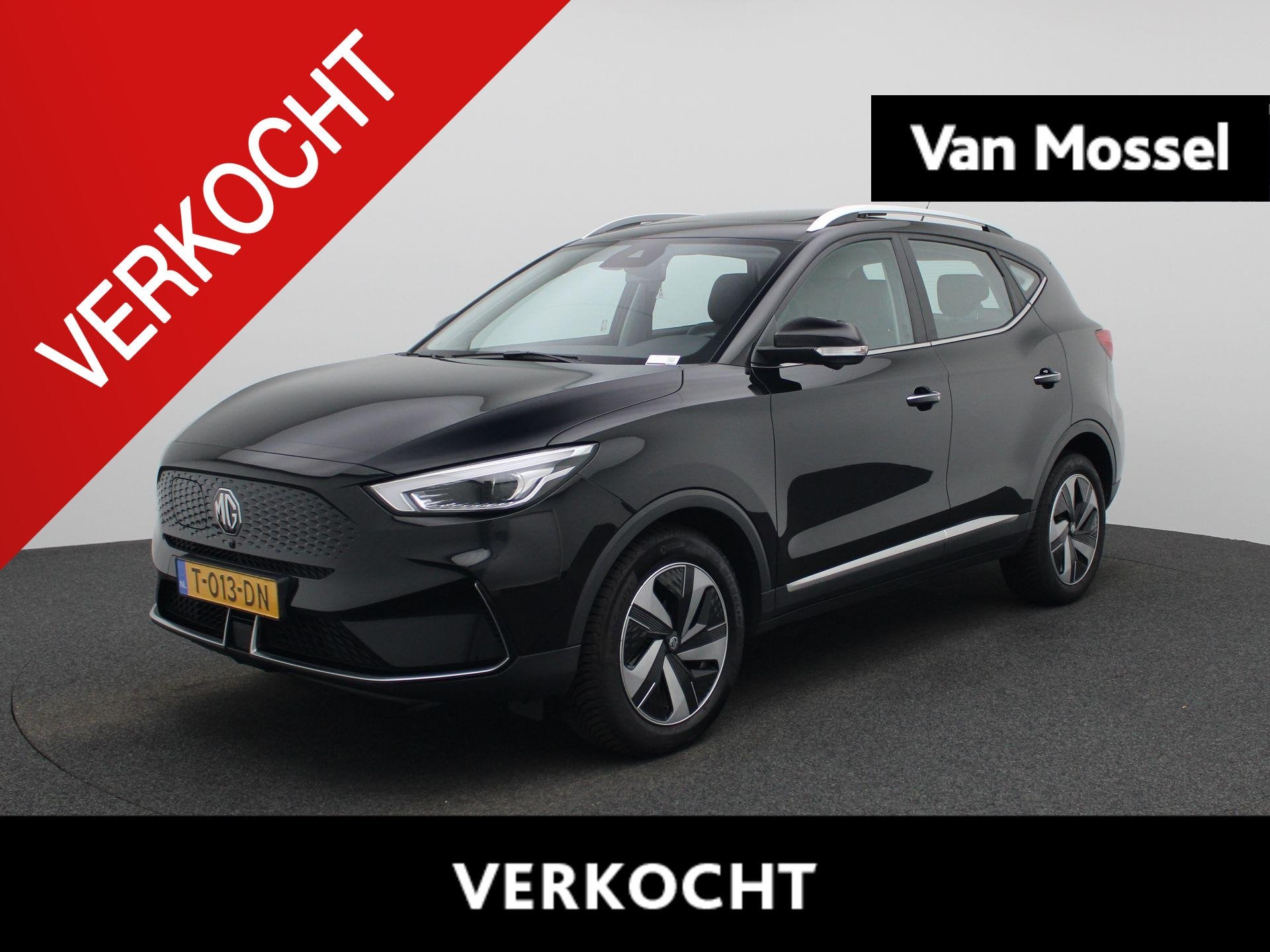 MG ZS EV Long Range Luxury 70 kWh | Leder | Panoramadak | Le, Auto's, 12 maanden, Gebruikt, ZS, Zwart