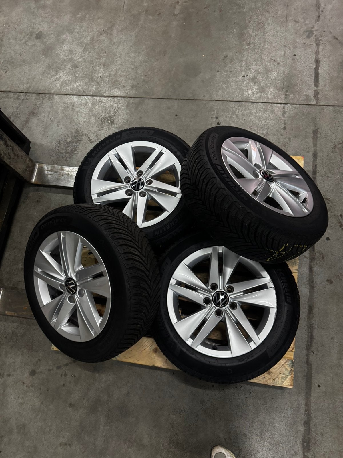 Volkswagen Norfolk velgen - 5x112 16 inch, Ophalen, 16 inch, Banden en Velgen, 205 mm