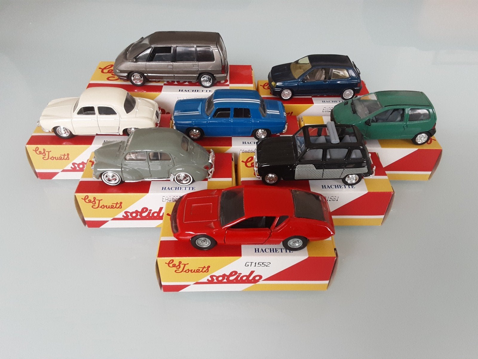 Acht Renault Solido Hachette modelauto's 1:43., Ophalen of Verzenden, Zo goed als nieuw