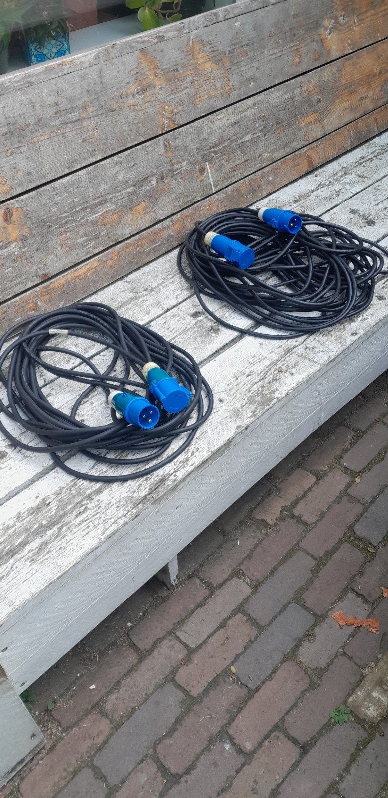 2x Camping/Caravan Verlengsnoer 20 en 25 meter, Ophalen, Zo goed als nieuw