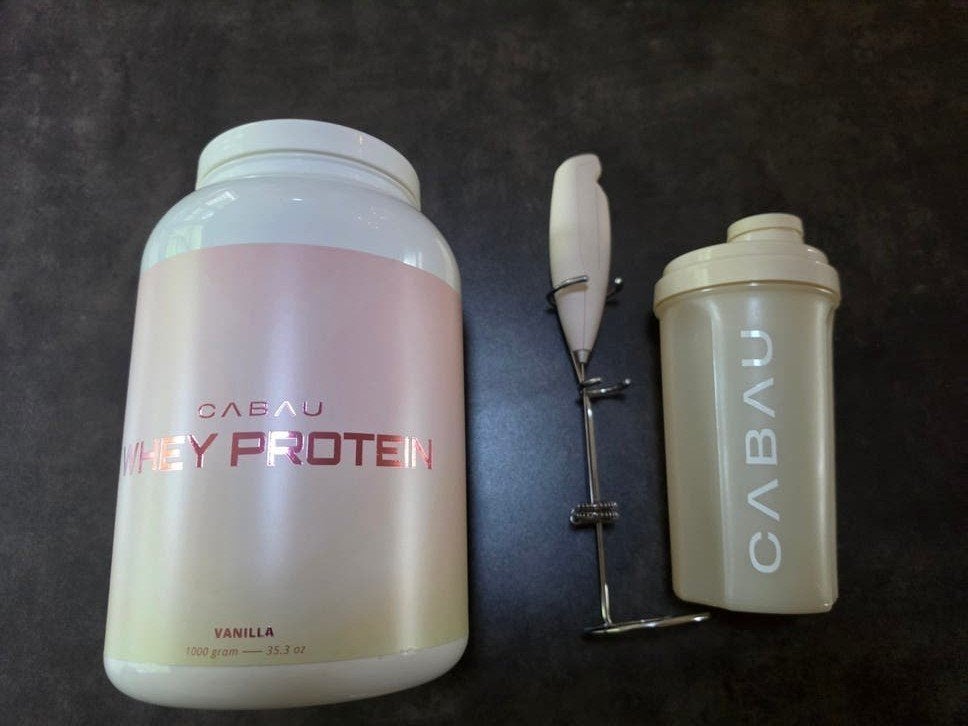 Cabau Whey proteïne shake, beker en mixer, Ophalen, Zo goed als nieuw
