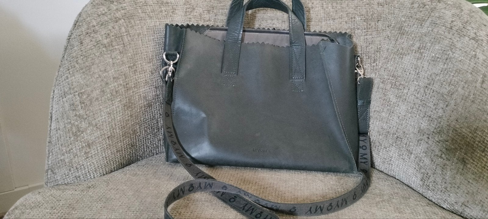 MYOMY middelgrote tas met afneembare schouderband, Ophalen of Verzenden, Zo goed als nieuw, Zwart, Handtas