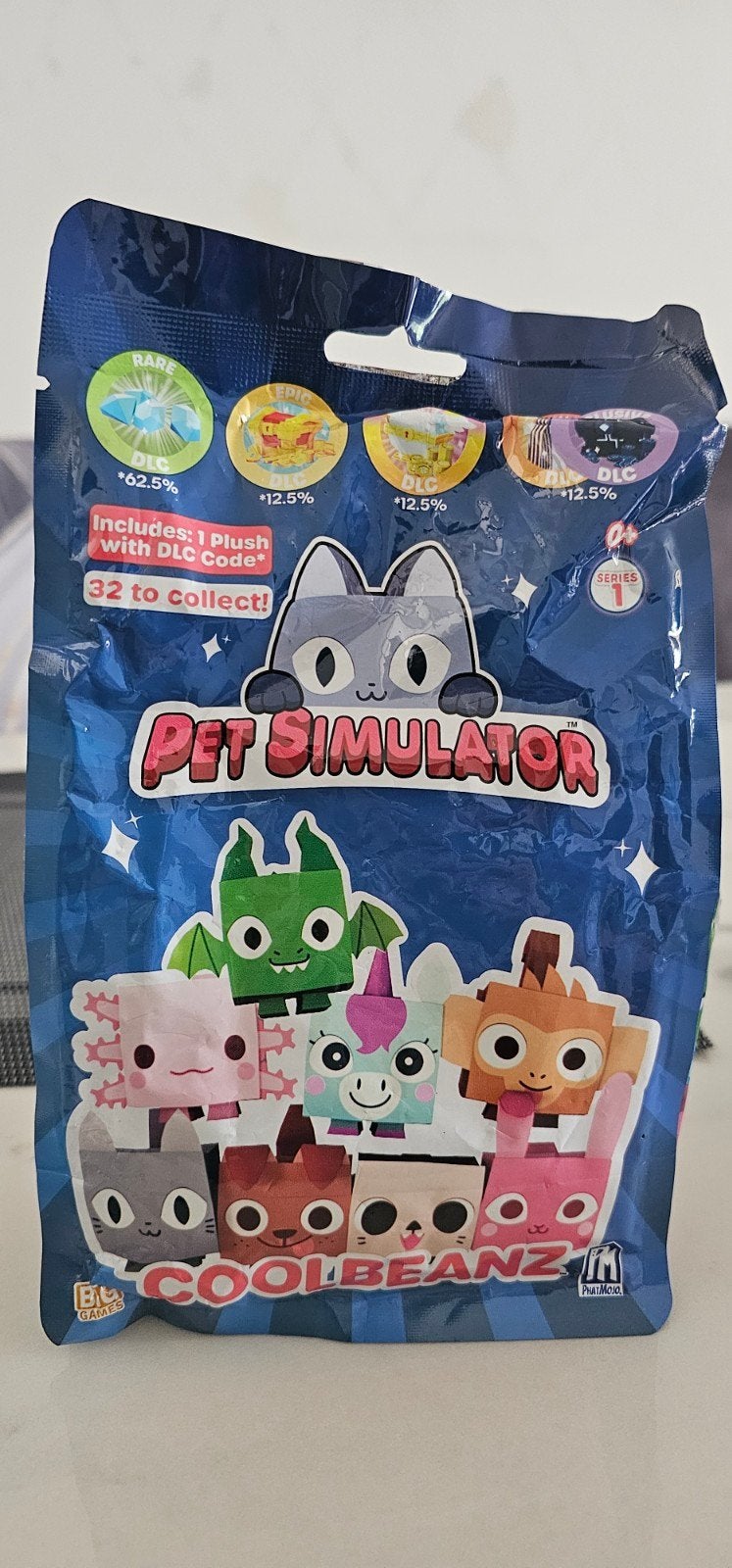 Pet Simulator Series 1 Plush + DLC Code Roblox, Ophalen of Verzenden, Nieuw
