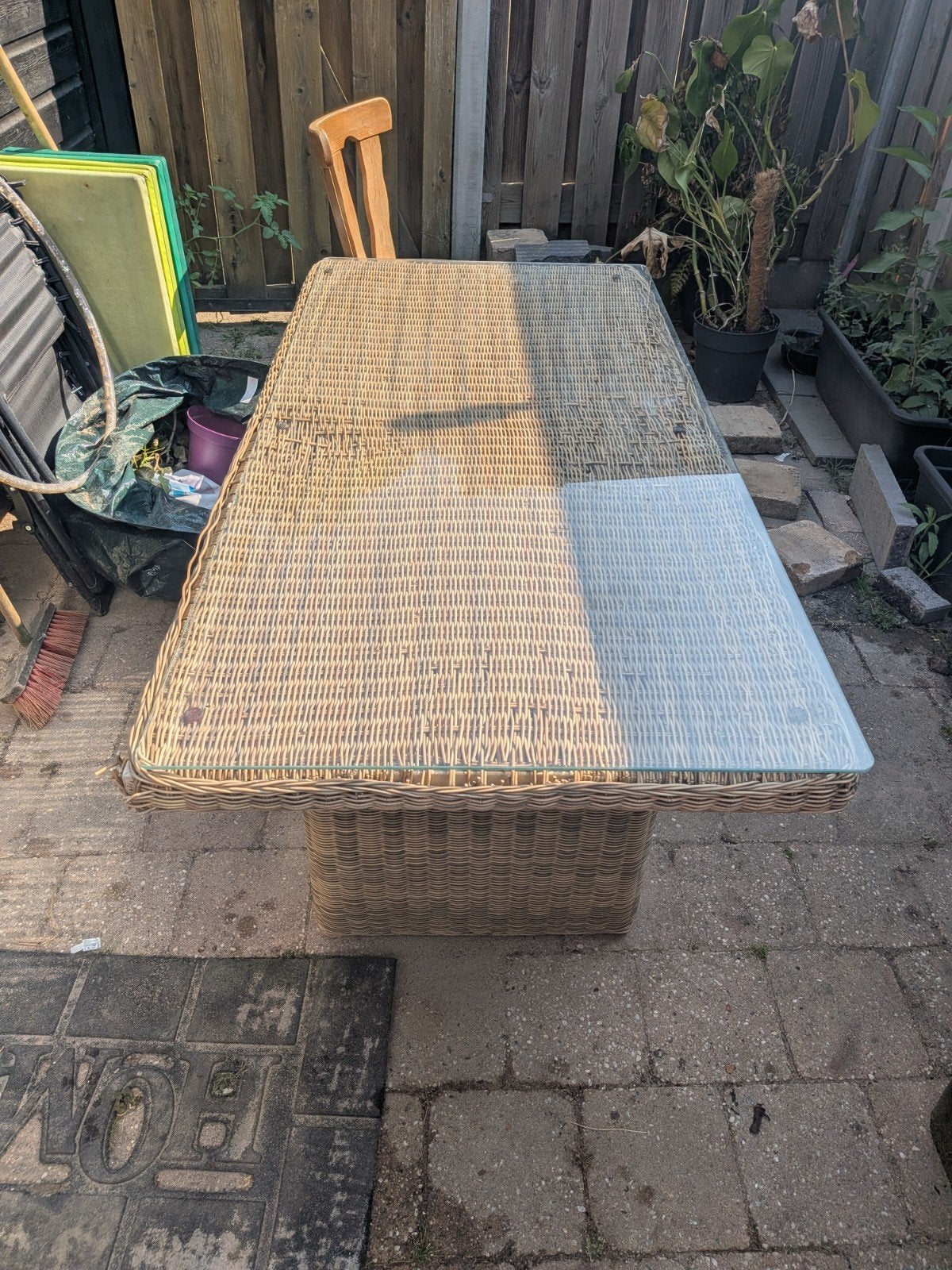 tuintafel met glazen blad, Tuin en Terras, Tuintafels, Ophalen, Gebruikt, Rechthoekig, Wicker
