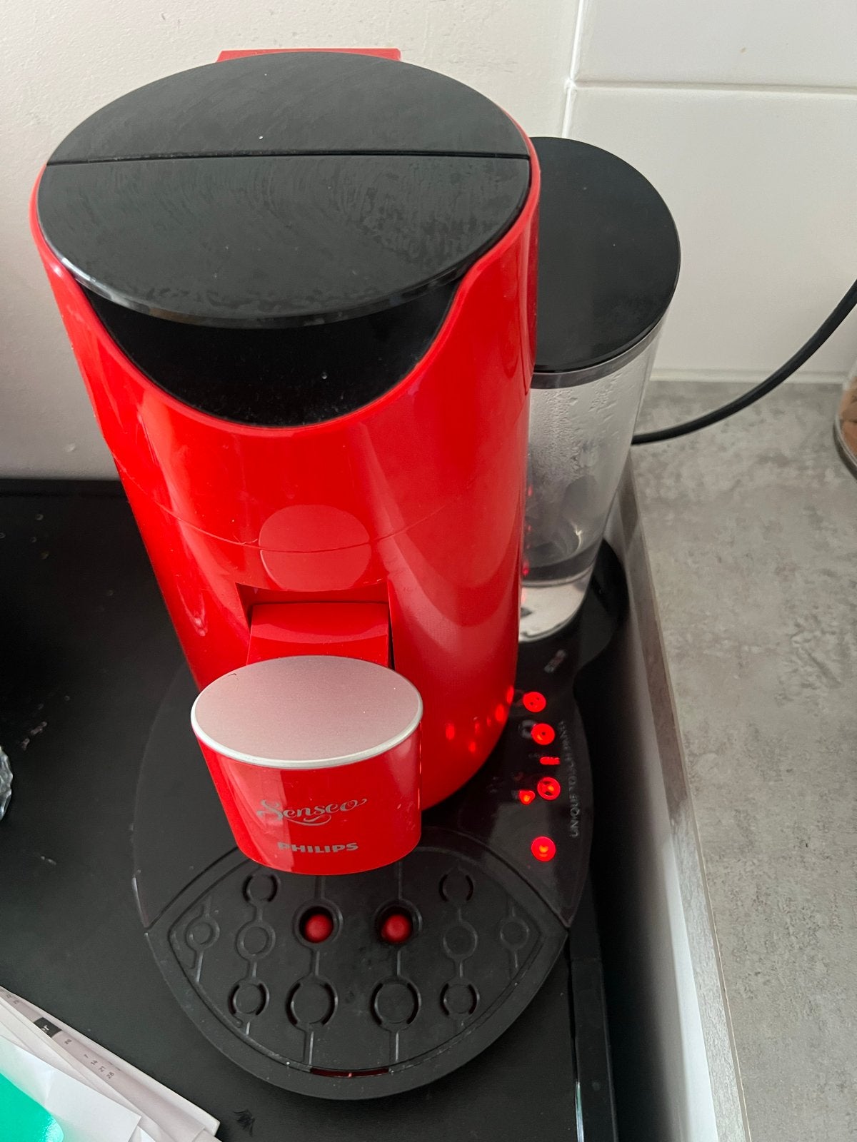 Philips Senseo: Werkt soms niet bij vol waterreservoir, Witgoed en Apparatuur, Koffiezetapparaten, Gebruikt, Koffiemachine, Ophalen of Verzenden