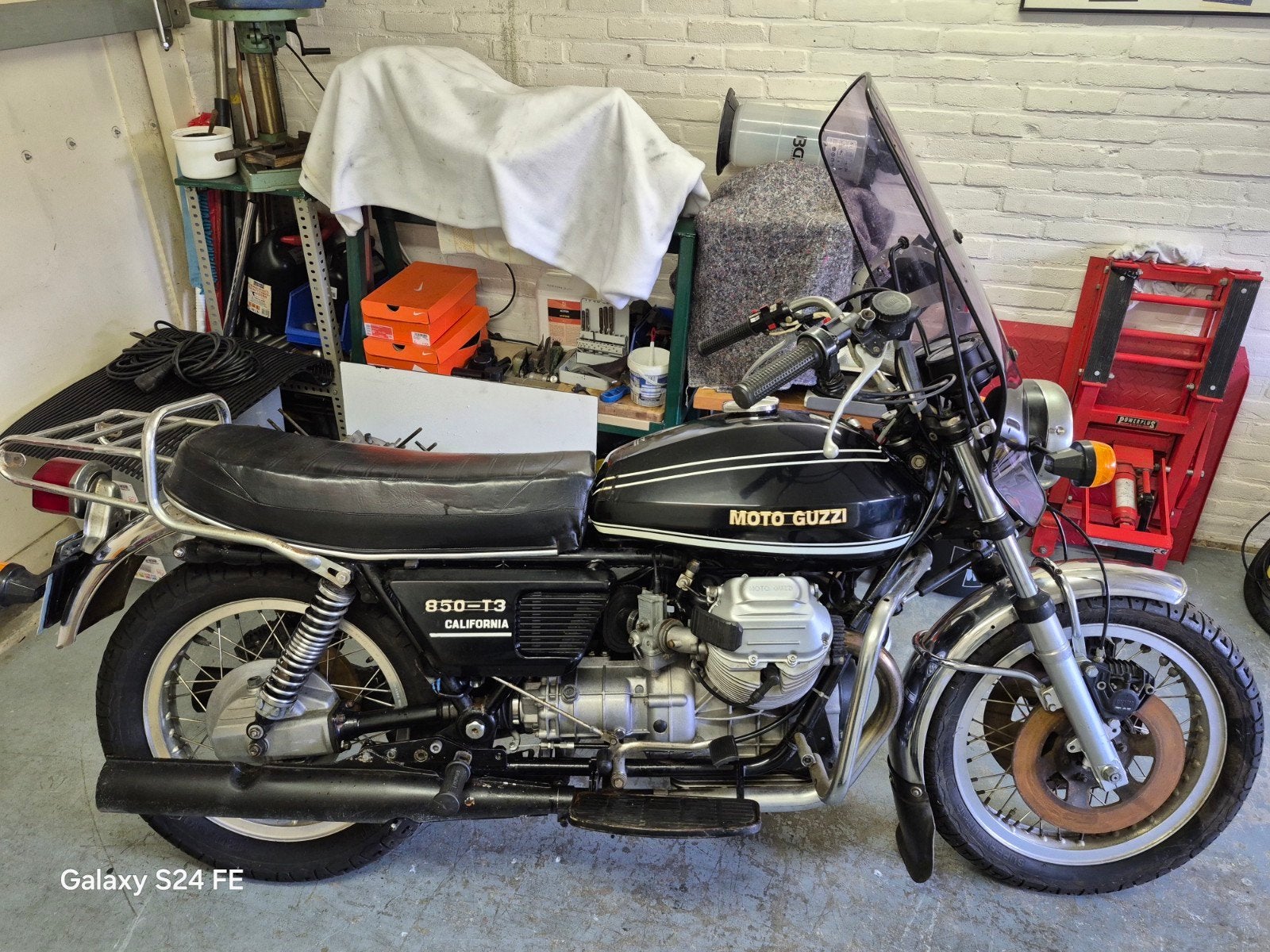 Gezocht: Moto Guzzi opknapper/onderdelen, Ophalen of Verzenden