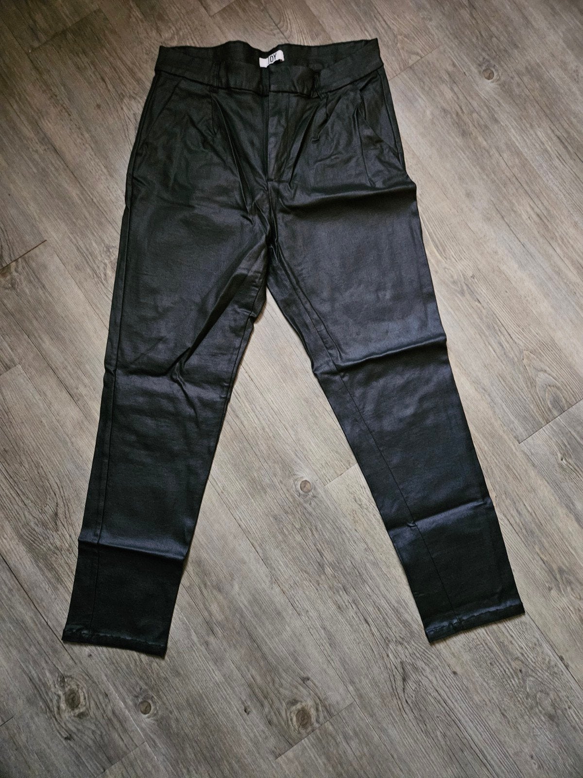 Nieuwe JDY gecoate broek met rechte pijpen - Maat L, Zwart, Maat 42/44 (L), Nieuw, Ophalen of Verzenden