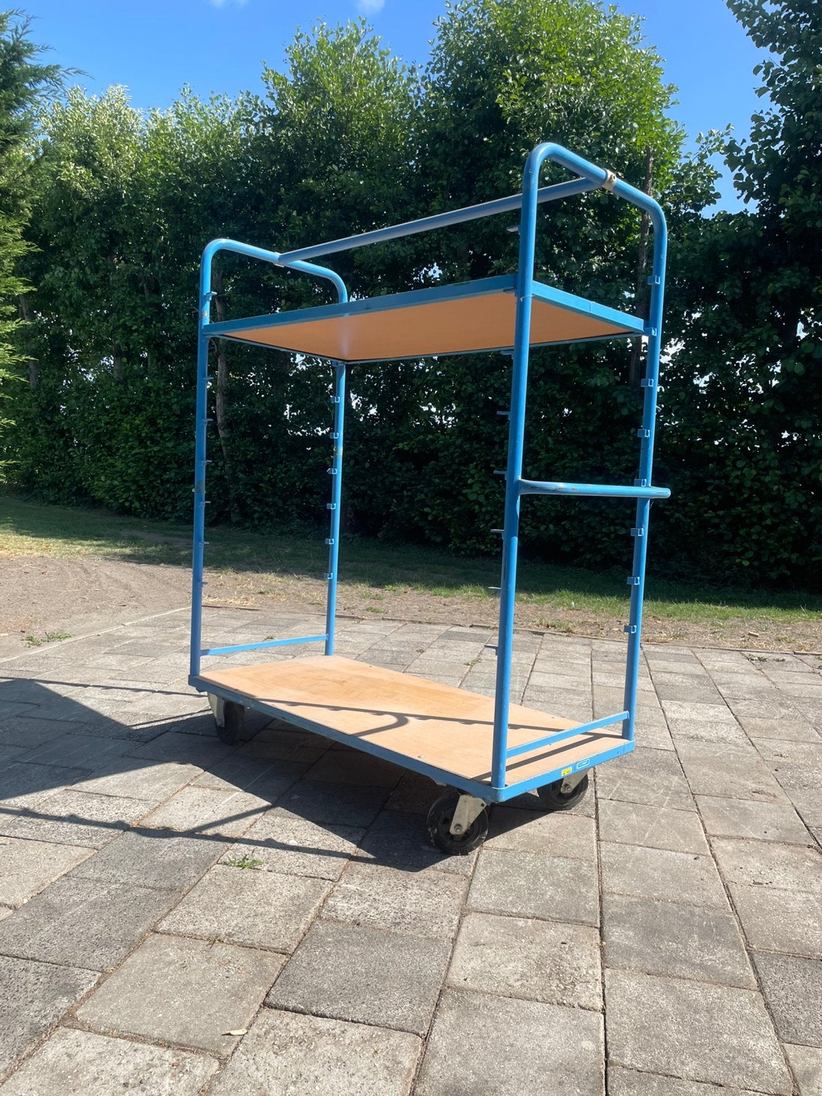 Mooie handige stelling kar, Ophalen, Zo goed als nieuw