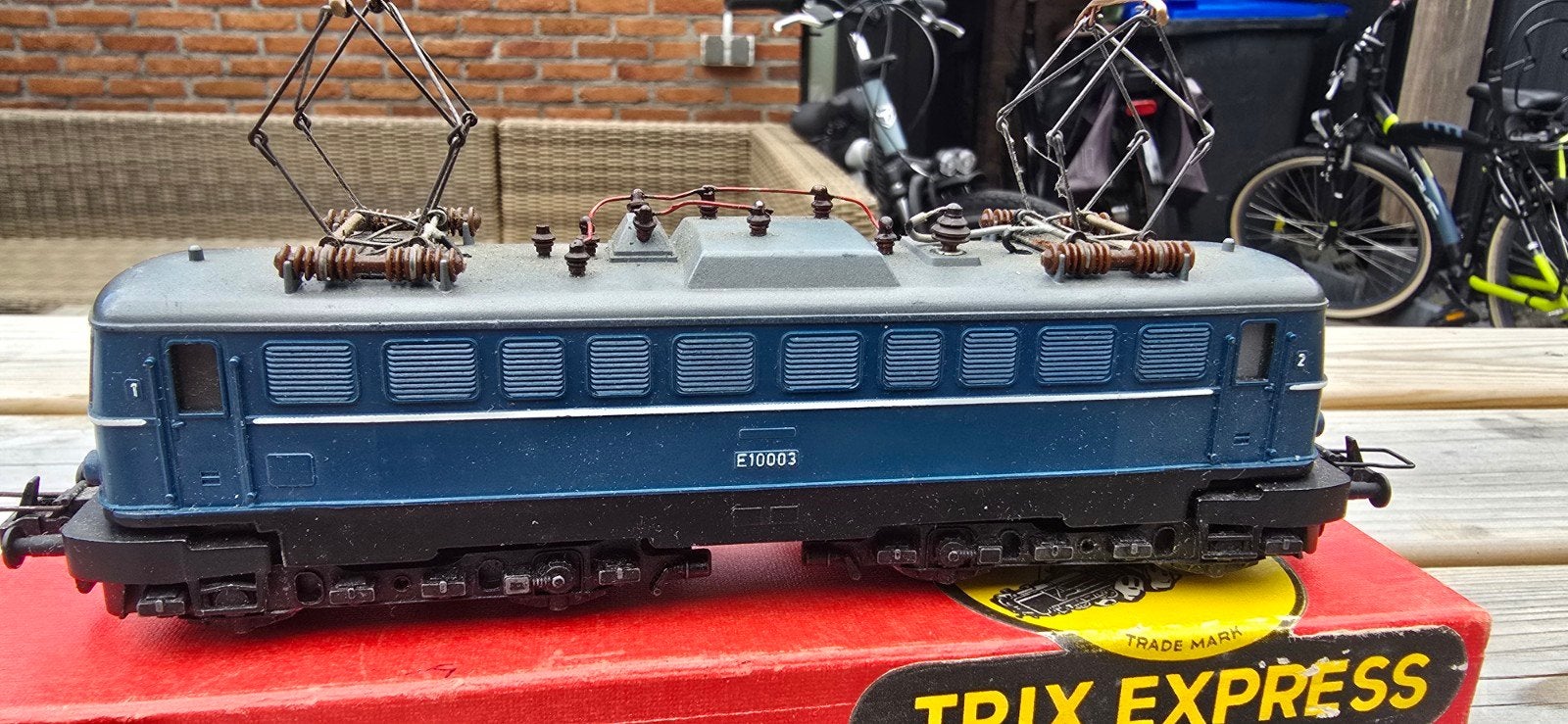trix express E10  elok topstaat in ovp, Gebruikt, Trix, Ophalen of Verzenden, Gelijkstroom