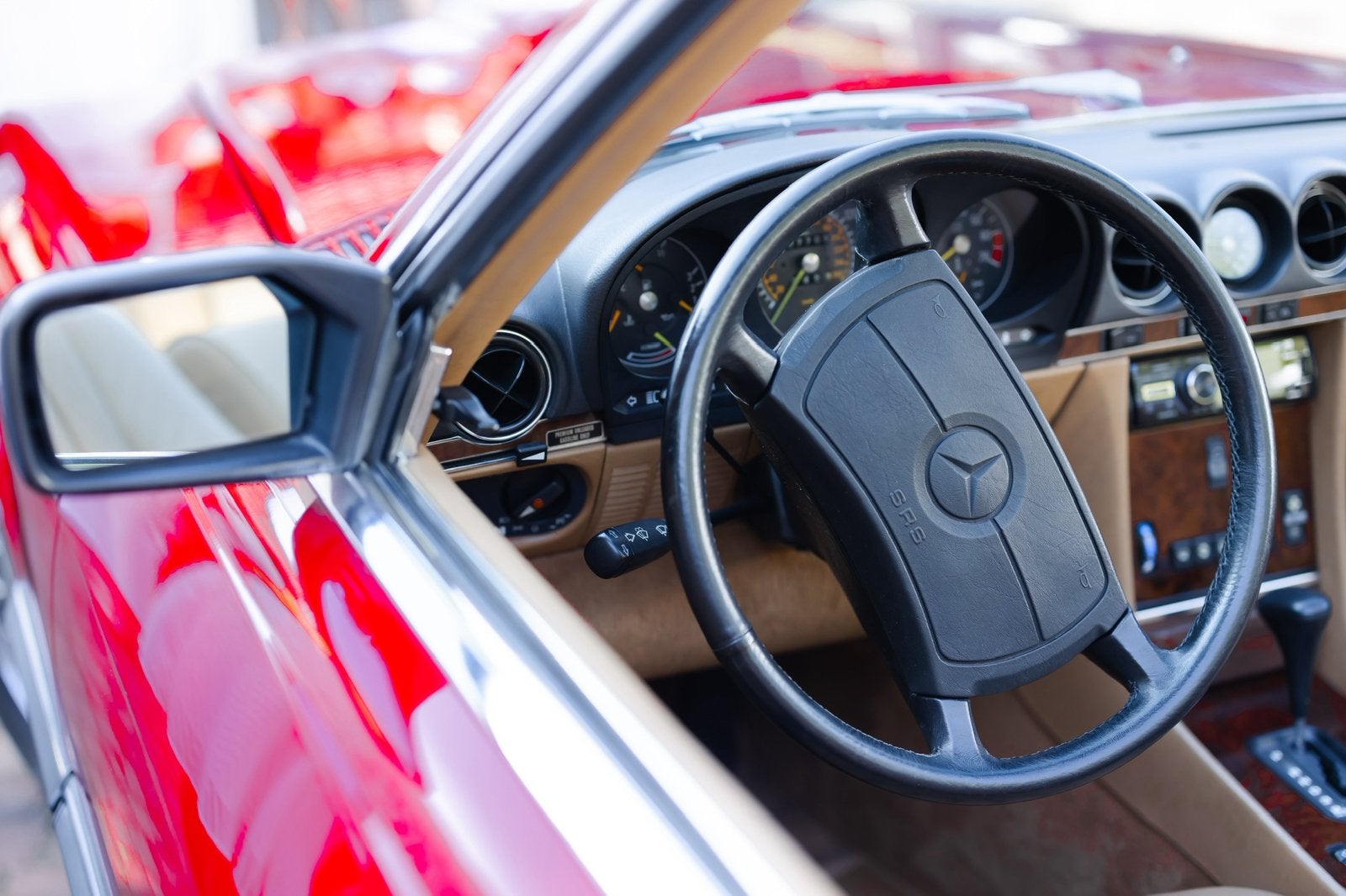 Klassieker Mercedes 560sl, foto 5