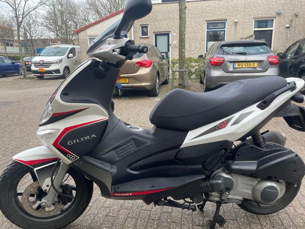 Gilera runner rst, Ophalen of Verzenden, Zo goed als nieuw, Benzine, Overige modellen