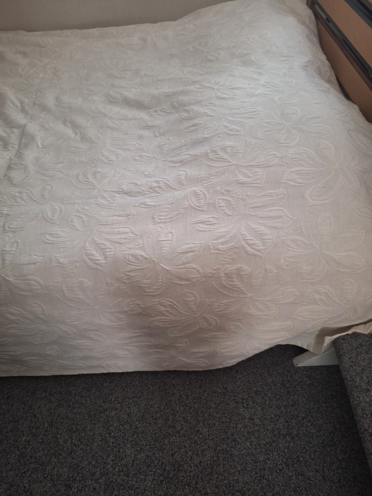Creme Sprei voor bed 160X 200, Ophalen of Verzenden, Zo goed als nieuw, Tweepersoons, Overige typen