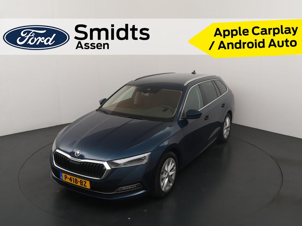 Skoda Octavia Combi 1.0 e-TSI 111 pk Ambition | Camera | LED, Gebruikt, Blauw, 1253 kg, 19 km/l
