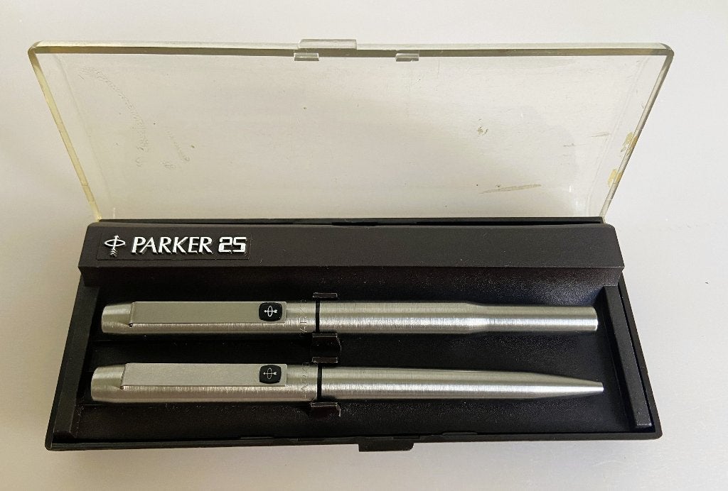 Parker 25 Fountain Balpen Vulpen Vullingen Converter 1978, Verzamelen, Gebruikt, Parker, Met doosje, Ophalen of Verzenden