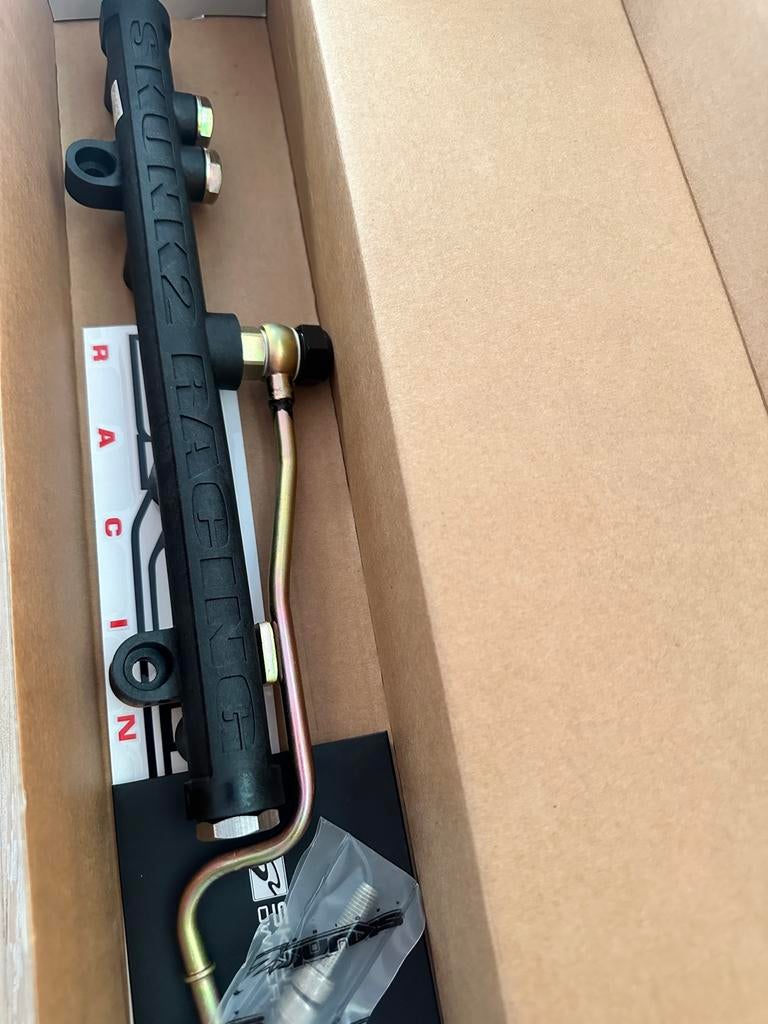Skunk2 350-05-5010 Composite High Volume Fuel Rail K20/K24, Ophalen of Verzenden, Nieuw, Lotus