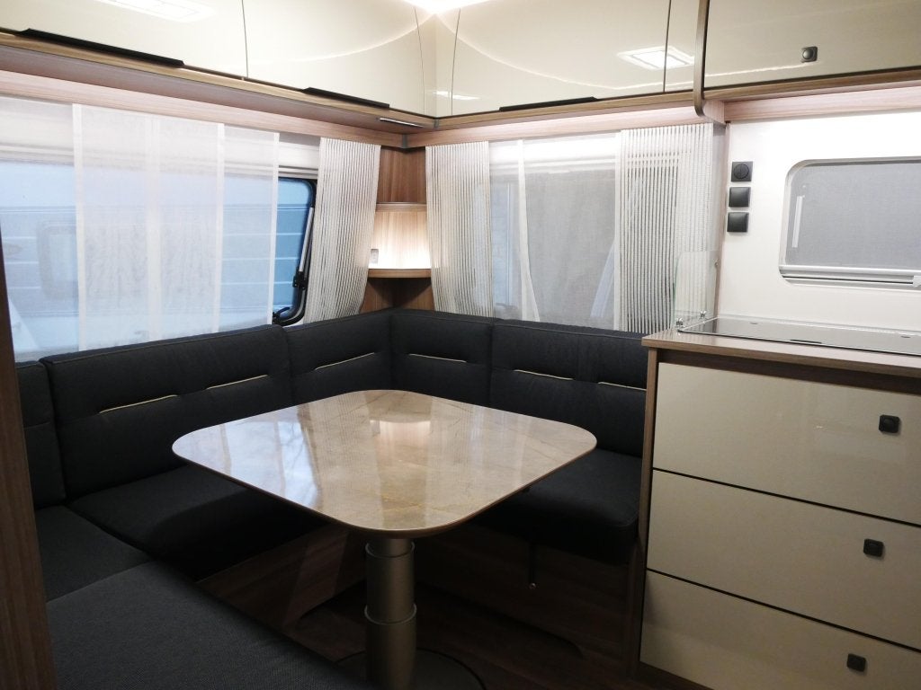 Fendt Tendenza 515 SG NU MET GRATIS MOVER., Niet ingevuld, Rondzit, Bedrijf, Niet ingevuld