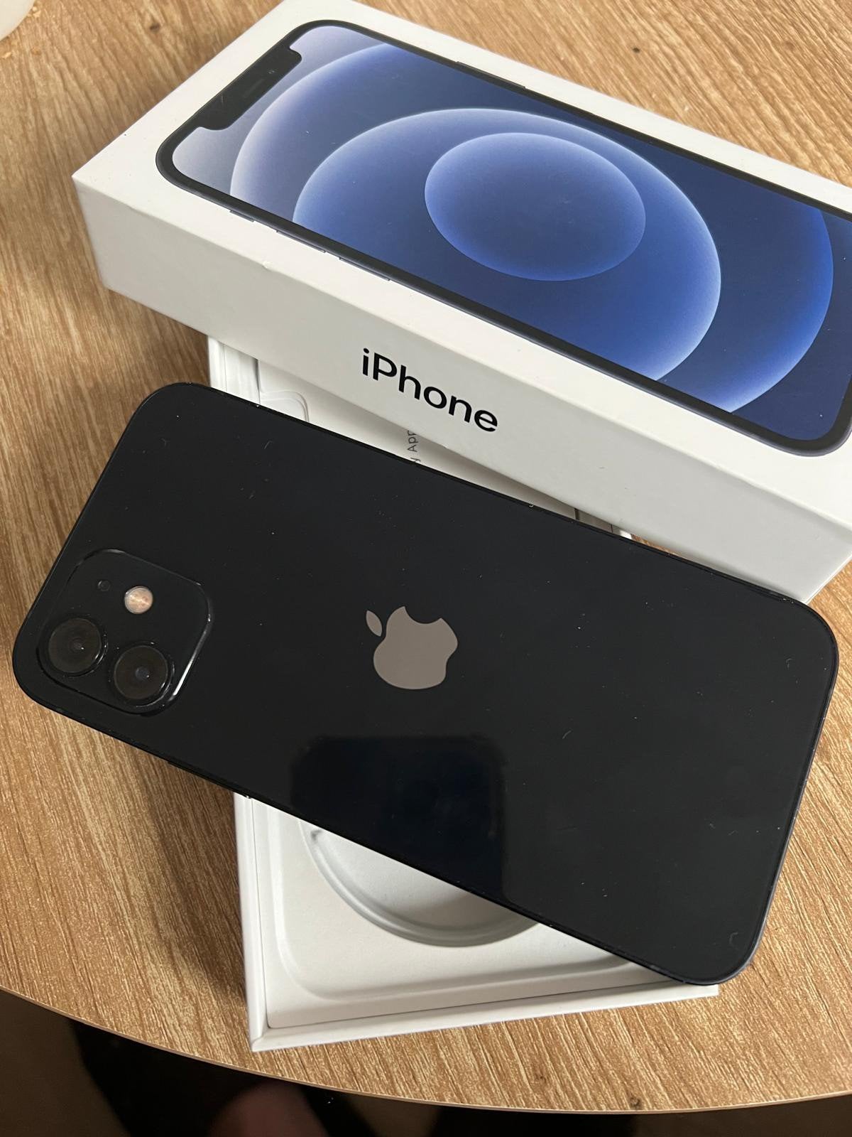 Foto 3 van iPhone 12 64 GB (Ruilen mogelijk)