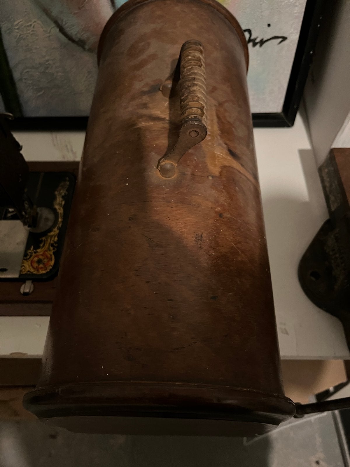 Antieke Singer naaimachine met houten kap (zonder sleutel), Ophalen