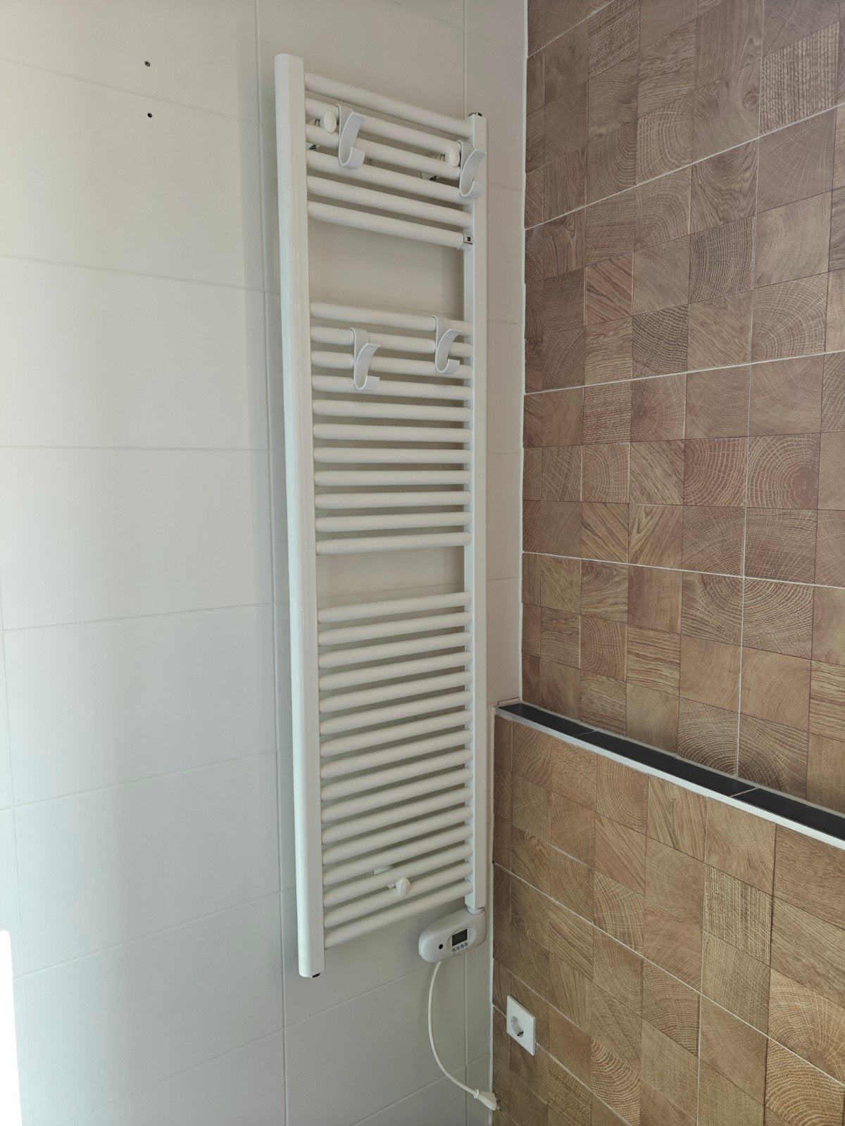 DL badkamer radiator verwarming, Doe-het-zelf en Verbouw, Verwarming en Radiatoren, Ophalen, Radiator, Minder dan 60 cm, Zo goed als nieuw