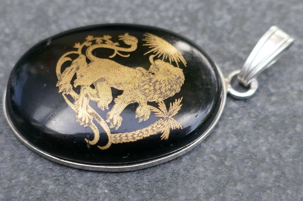 Ketting hanger met gouden leeuw, Verzenden, Zo goed als nieuw, Zilver, Dier