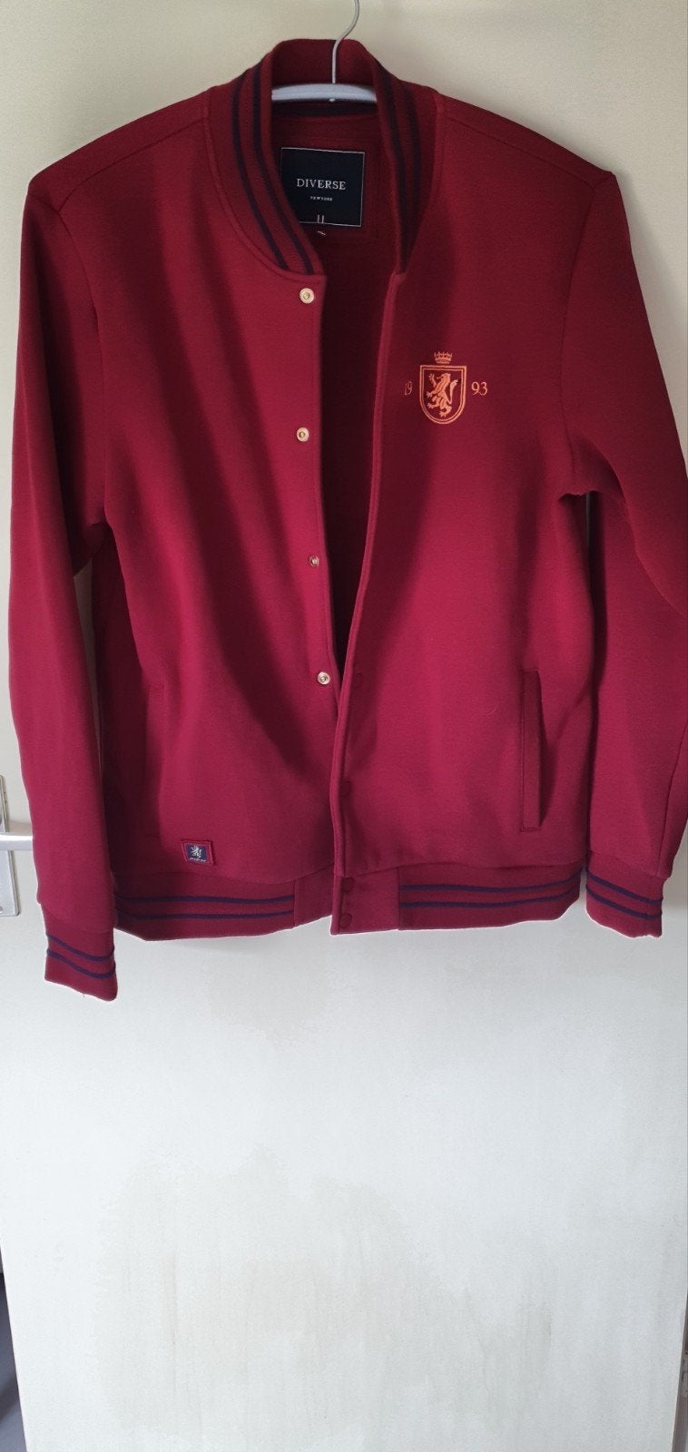 Diverse New York Varsity Jacket XL - Zo goed als nieuw, Maat 56/58 (XL), Zo goed als nieuw, Rood, Diverse New York