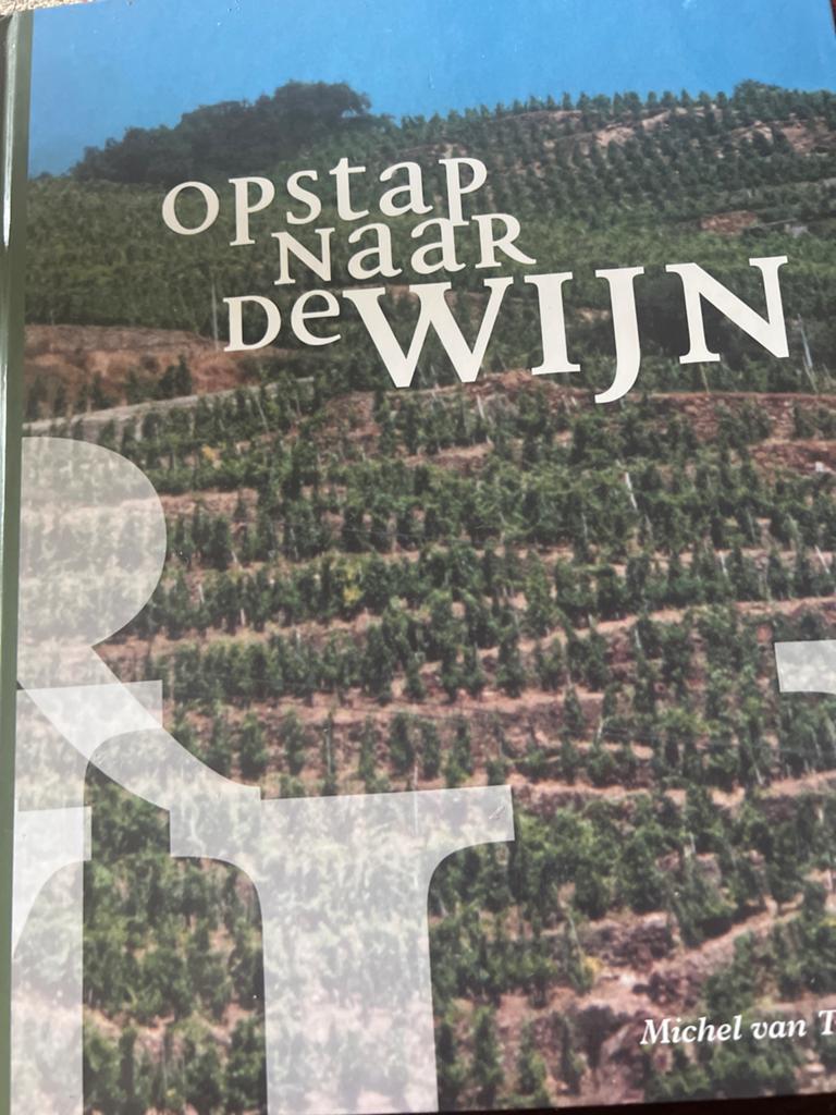 Opstap naar de Wijn - Michel van Tuil (Wijnboek), Ophalen of Verzenden, Zo goed als nieuw, Overige gebieden, Overige typen