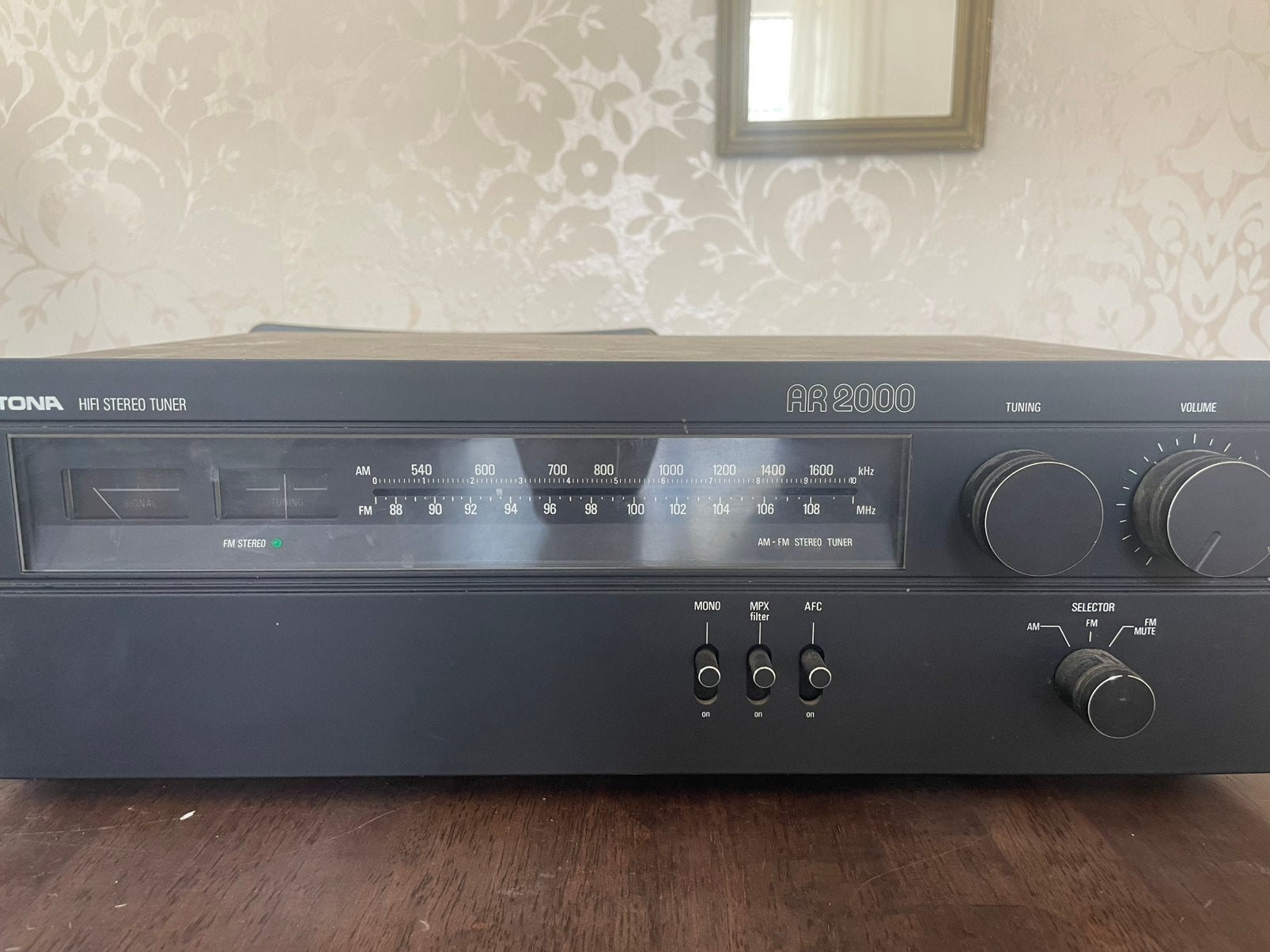 Aristona AR2000 HiFi Stereo Tuner – vintage | AM/FM | werkt, Ophalen