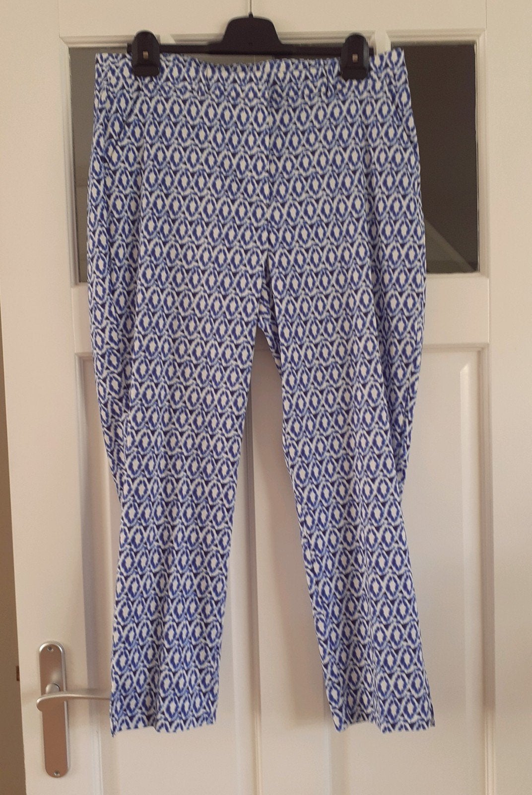 Kyra broek van biologische katoenmix in nieuwstaat maat 44, Blauw, Maat 42/44 (L), Ophalen of Verzenden, Zo goed als nieuw